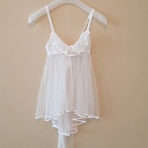 Victoria Secret white slip